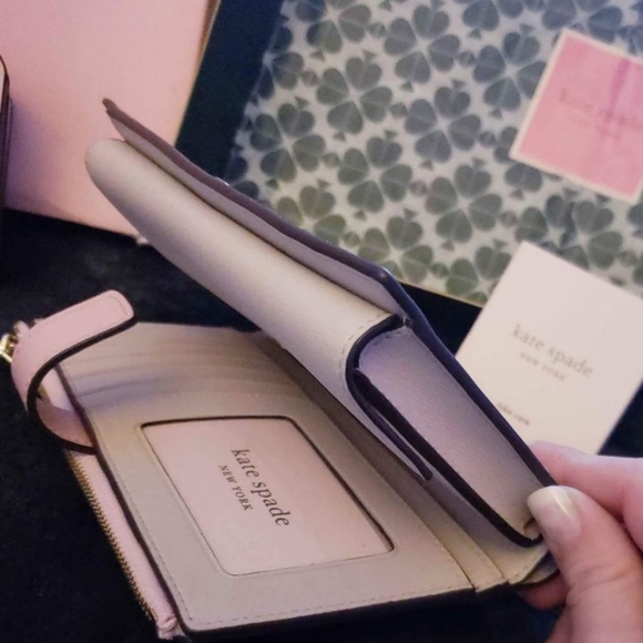 Kate Spade 'Spencer Phone Holder' Wallet - Picture 3 of 3